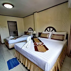 https://natacha-hotel.hotelskophiphi.com